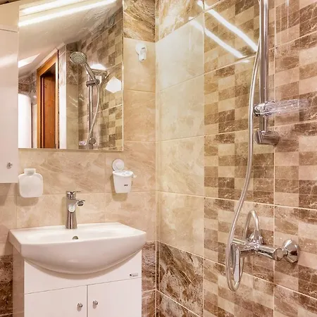 Bolero 3* וארנה